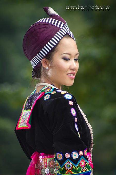 Traditional Hmong Clothes by HouaVang on DeviantArt