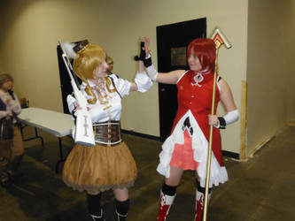 Mami and Kyoko Sakura cosplay