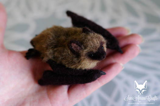 Needle felted brown bat 4