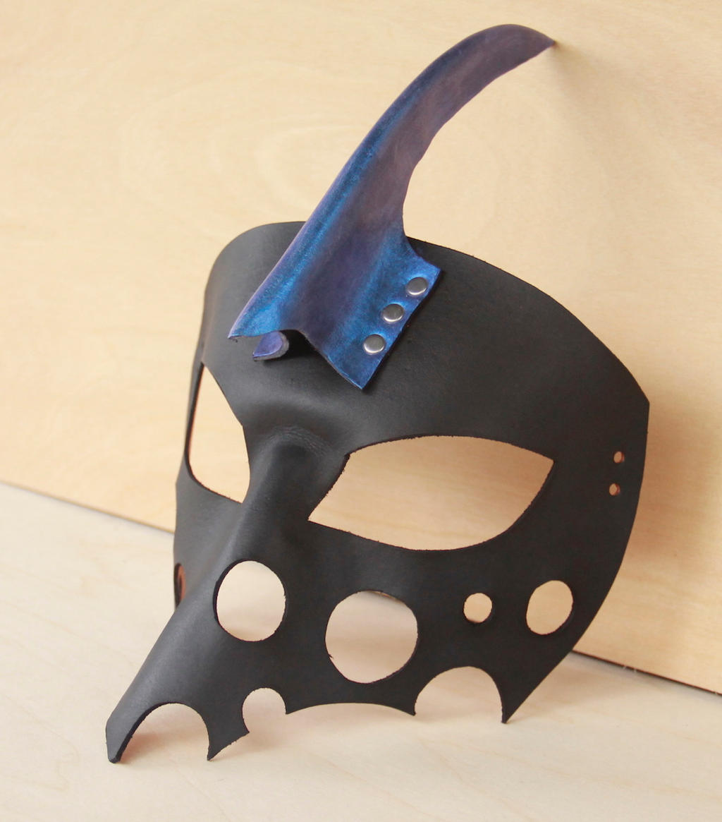 dark unicorn mask