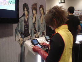 Souji playing a hakuouki game~