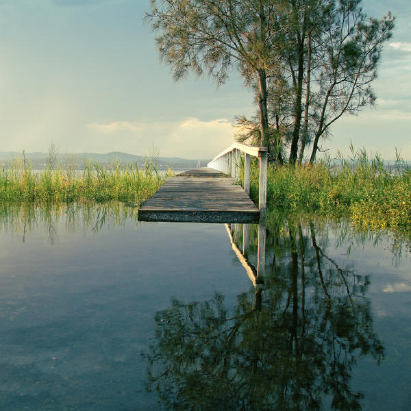 The art of floating by incredi
