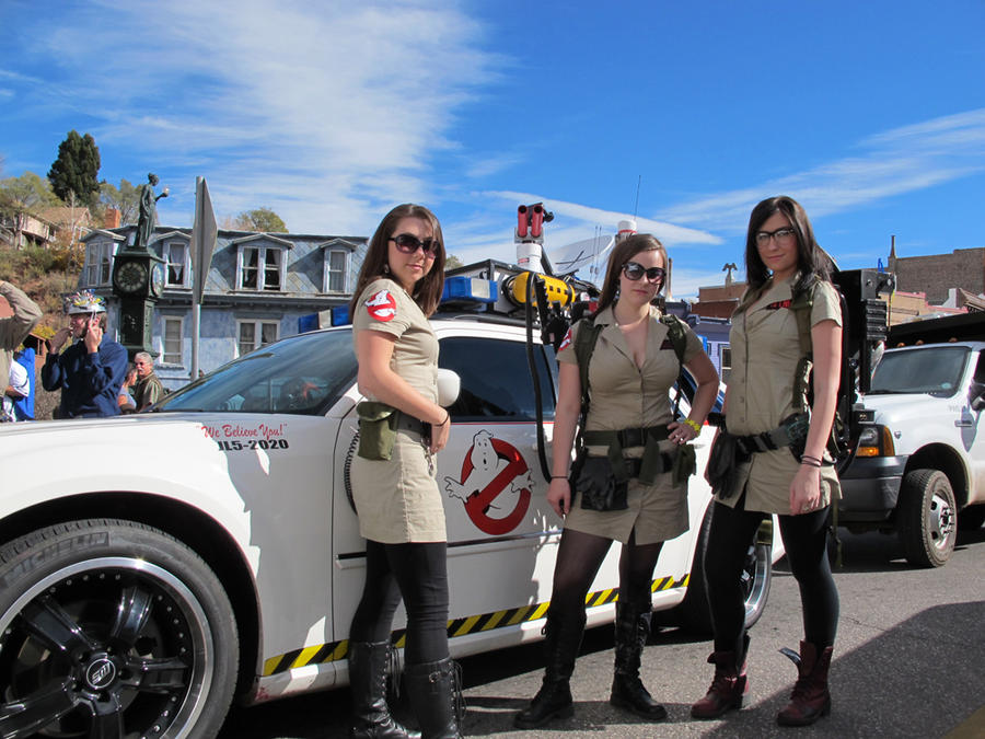 Ghostbuster Girls and Ecto-1