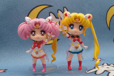 Super Sailor moon and Super Sailor Chibimoon