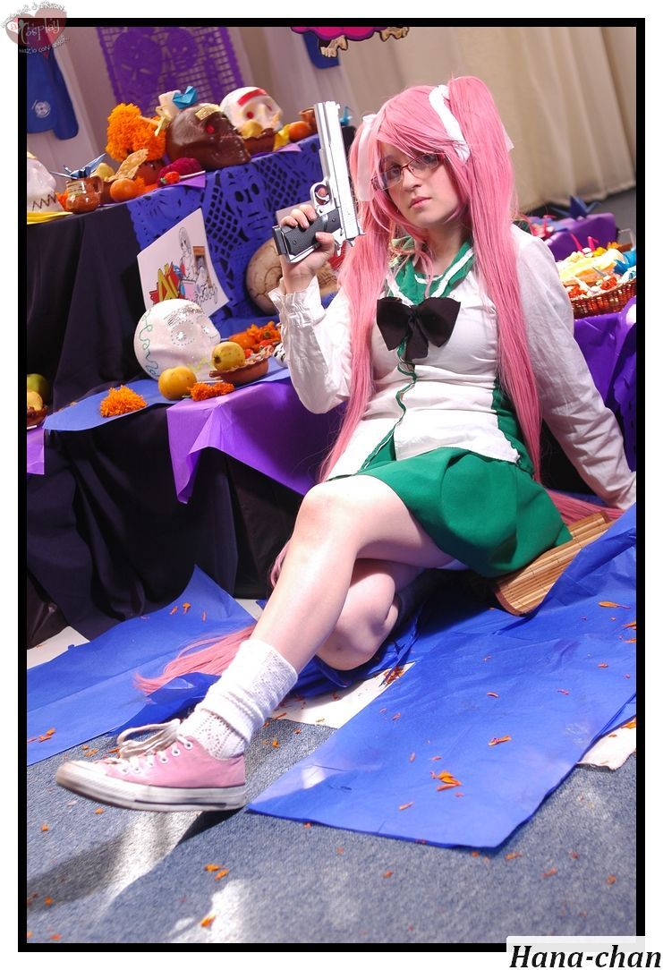 H.O.T.D saya takagi cosplay