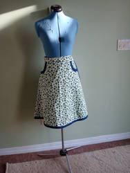 Wrap skirt with pock-a-dots with pockets