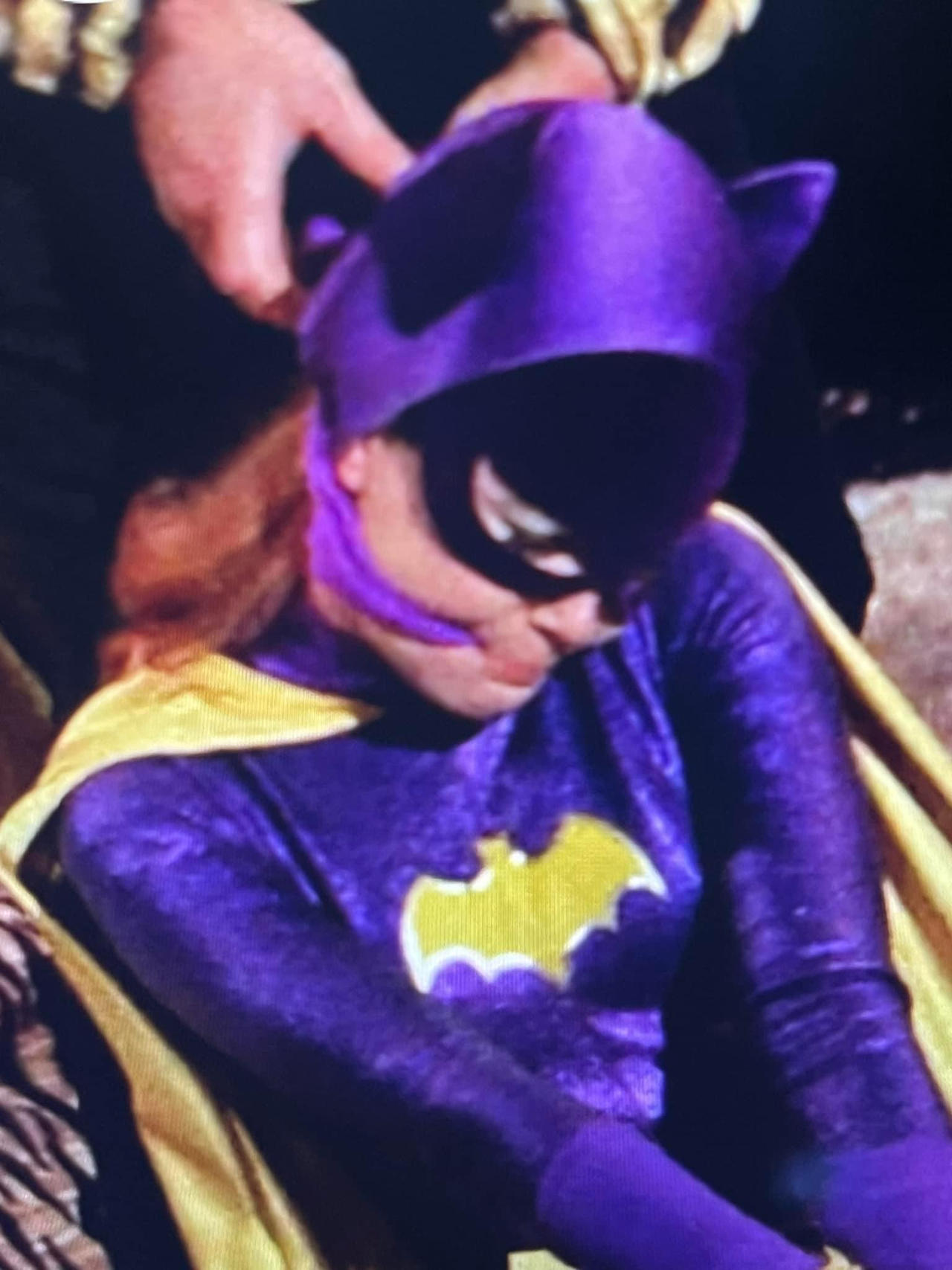 Batgirl in peril by jimthevillian on DeviantArt