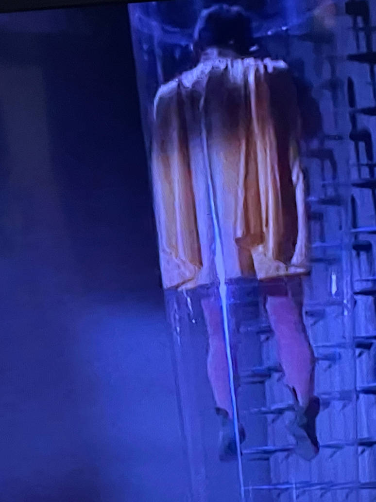 Robin in peril by jimthevillian on DeviantArt