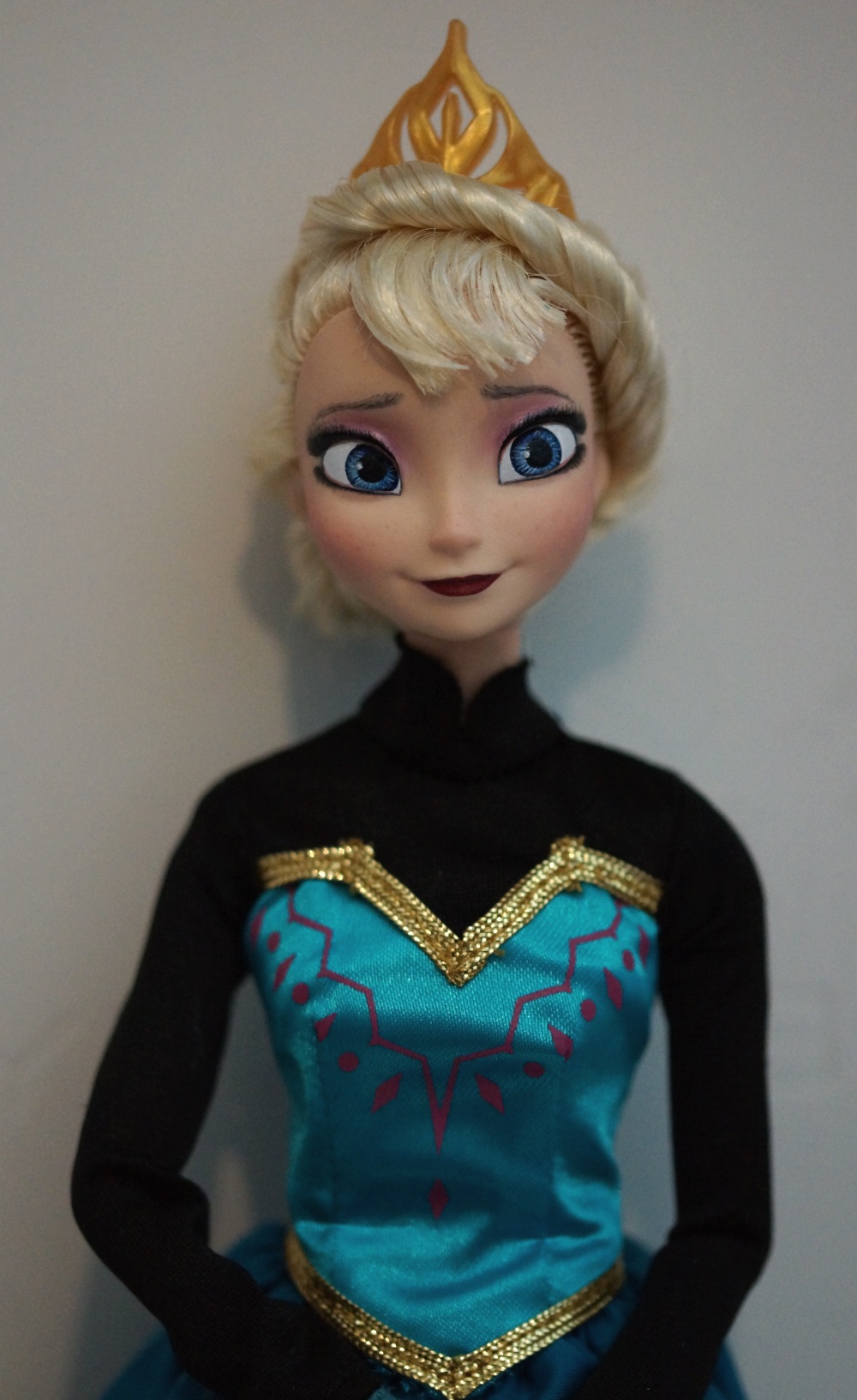 Elsa of Arendelle OOAK doll