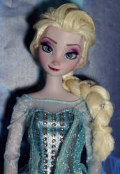 The cold anyway - Elsa OOAK Doll