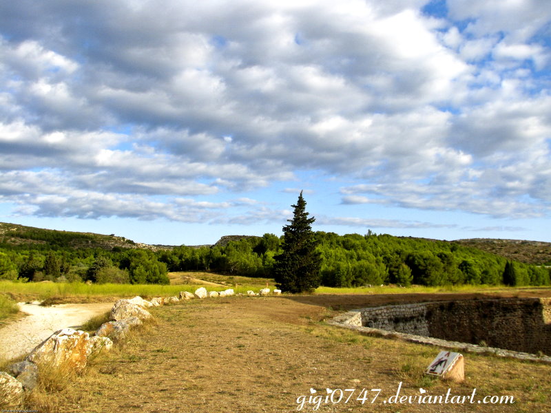 l'allee autour du chateau