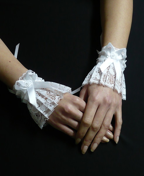 Lolita Wedding Cuffs white