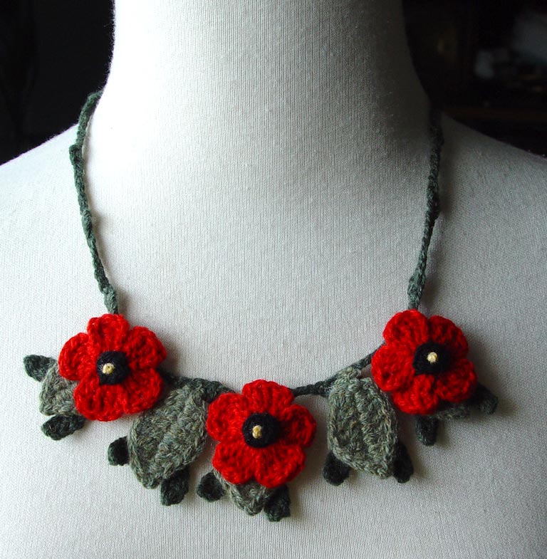 Crochet Red Poppies Necklace