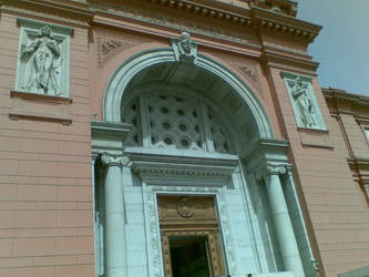 egyptian museum gate