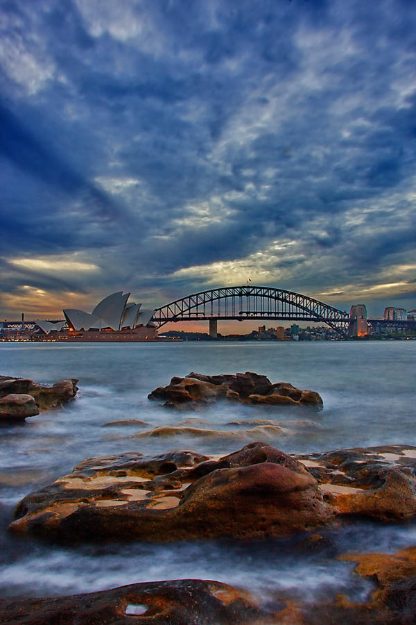 Sydney Harbour on the rocks