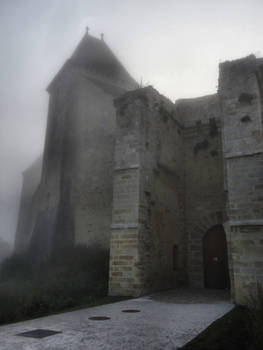 the main gates of the Chateau de Blandy-les-Tours