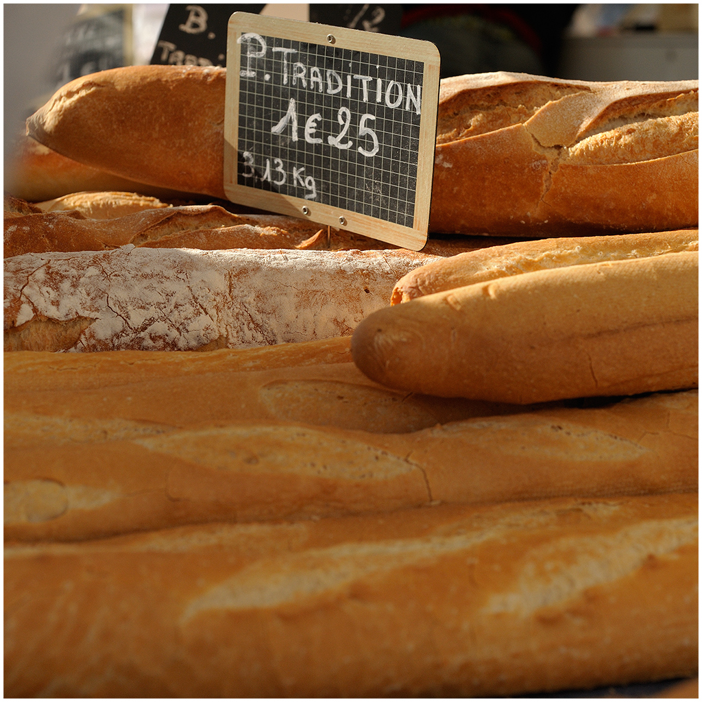 Market : french bread