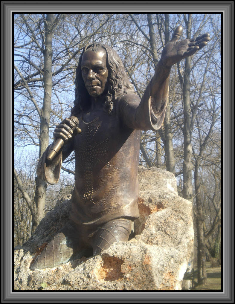 Памятник dio в болгарии Памятник dio в болгарии