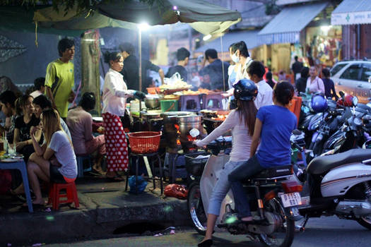 dinner in phnom penh