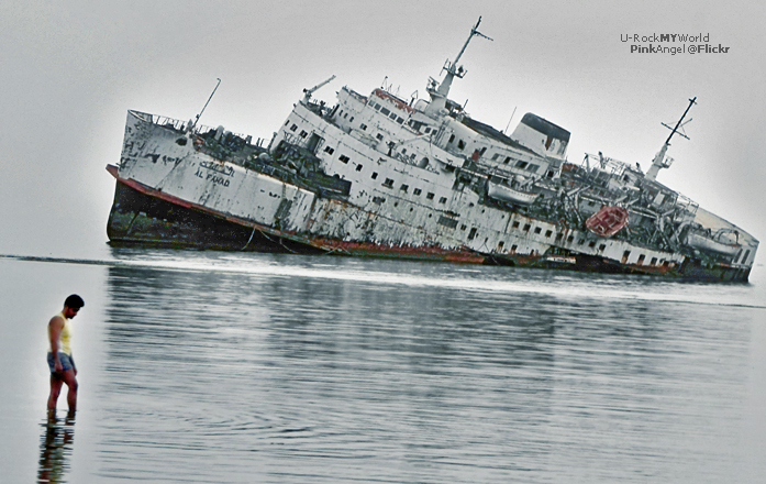 sinking ship by URockMyWorld17 on DeviantArt