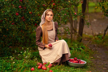 Angelina and apples