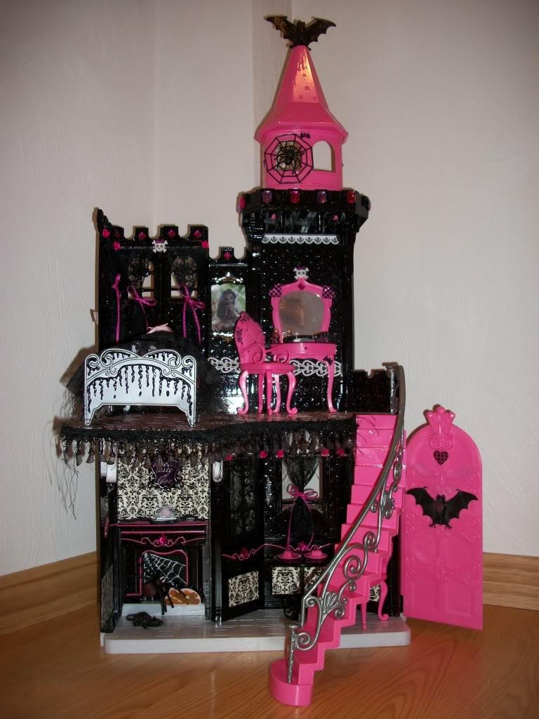 Monster High Houses by SinisterStyleDesigns on DeviantArt
