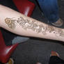 henna on friends leg