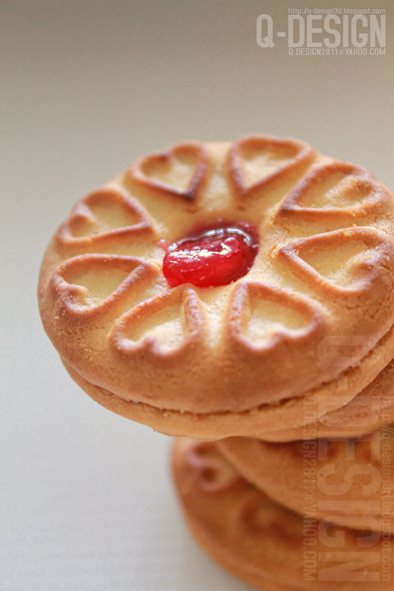 Strawberry Cookies