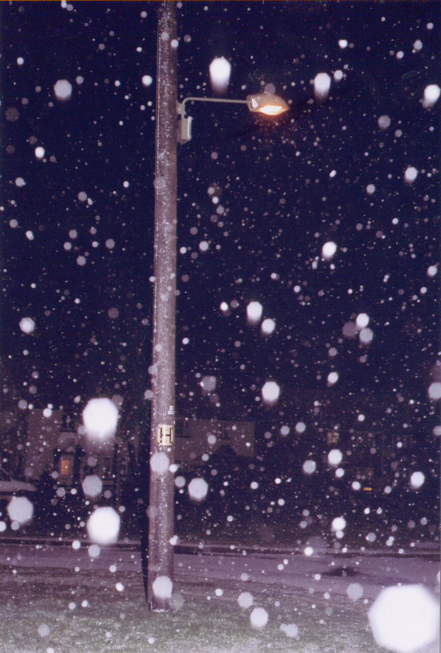 Street Light in the Snow by soab19 on DeviantArt