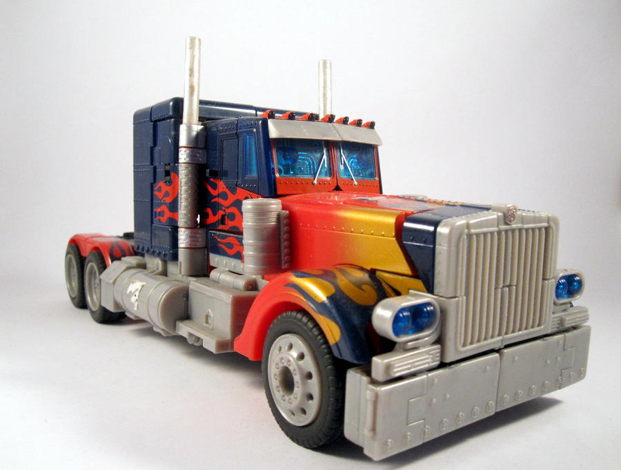 Movie optimus prime (Truck mode) by scoobsterinc on DeviantArt