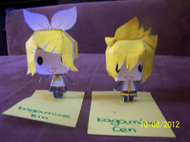 Kagamine Rin And Len