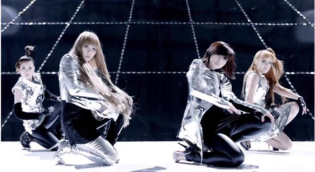 2NE1- Naega jeil jal naga (4)