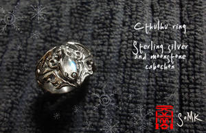 Cthulhu ring with moonstone!