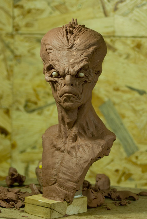 alien bust