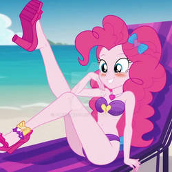 Pinkie Pie con buena pose (playa)
