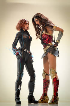 Black Widow vs Wonder Woman