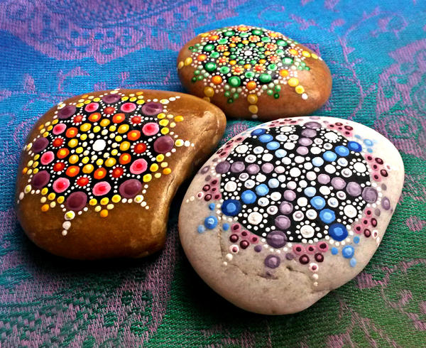 Mandala Ruler For Rocks Mandala rocks by lPrimrose on DeviantArt