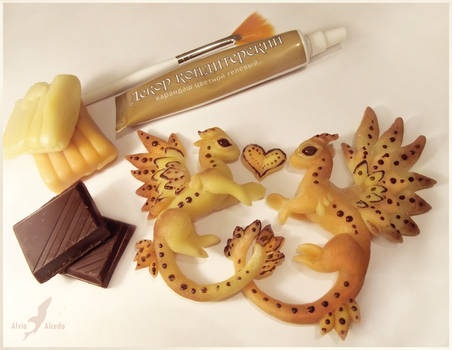 Sweet love candy marzipan  dragons