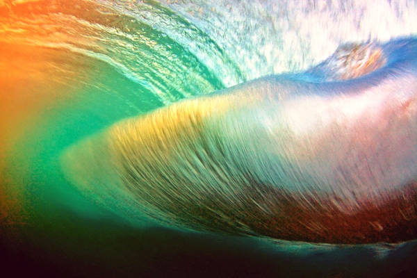 Behind the wave - a colorful vortex...