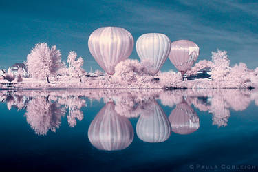 Infrared Hot Air Balloons by La-Vita-a-Bella