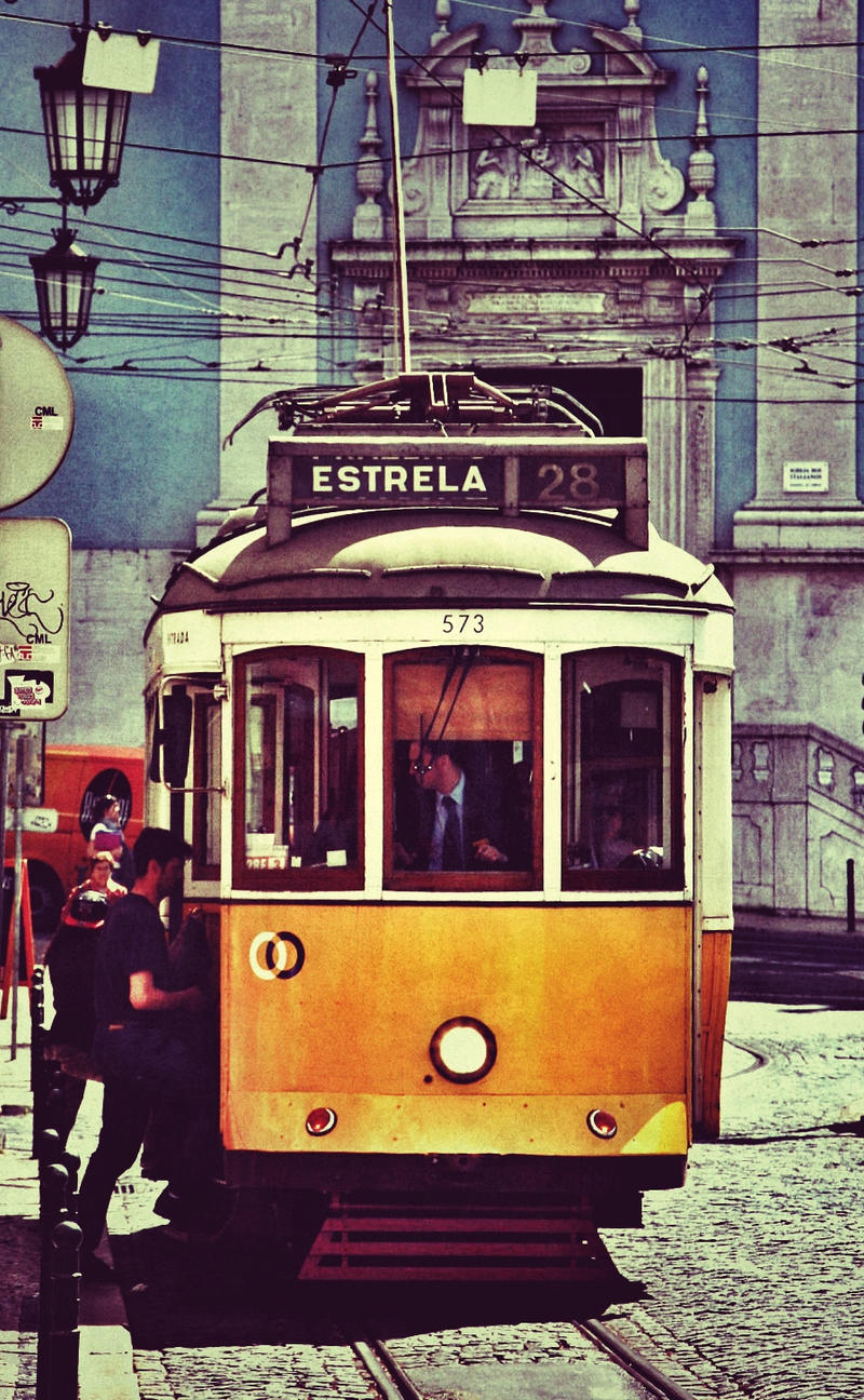 Tram in Lisbon (1)