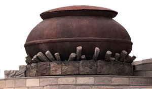 Cauldron Pot on Stone Stand IMG 3526