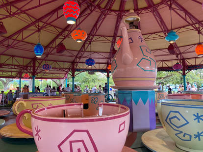 Explore the Best Cartoonishteacups Art | DeviantArt