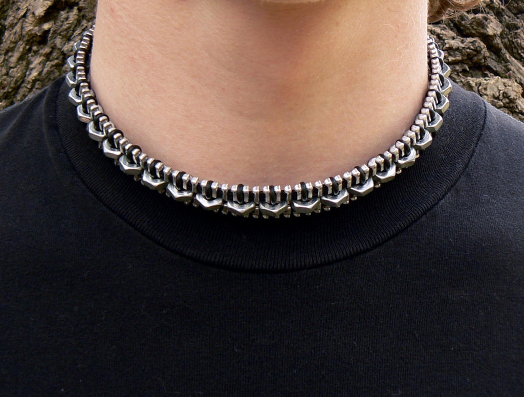 Hex Nut Zipper Choker