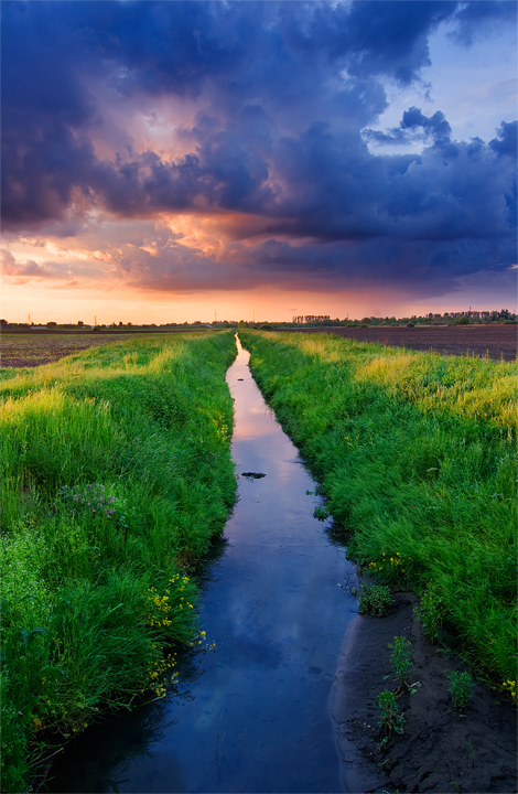 A little canal and the sunset