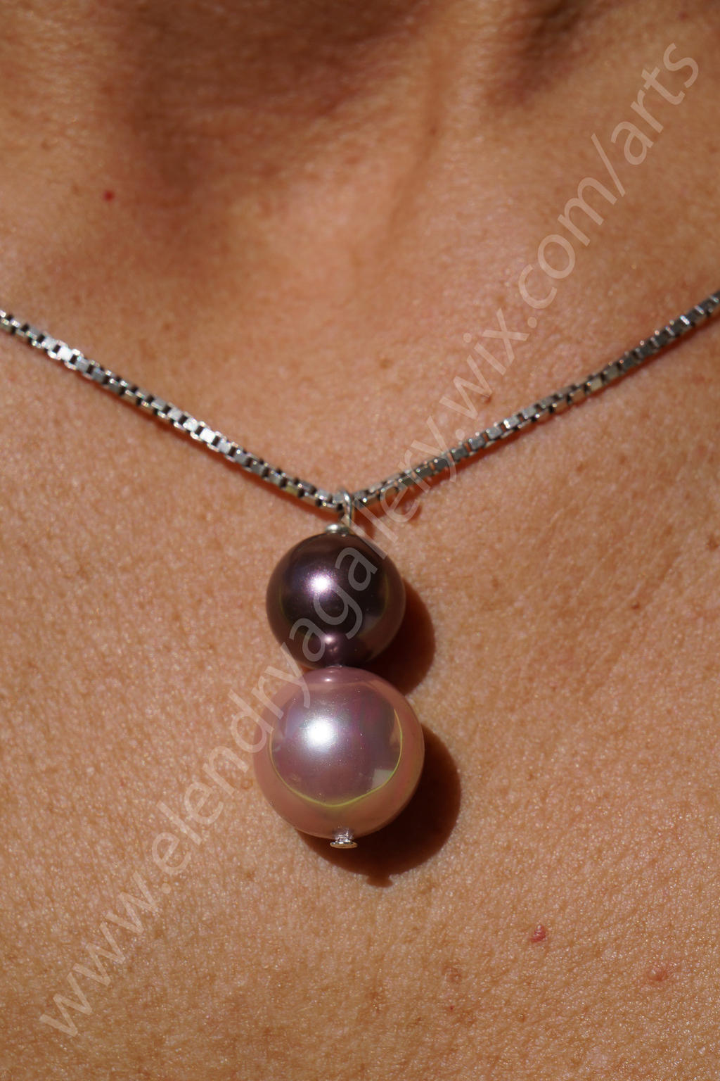 Freshwater pearl pendant jewelry, purple, Handmade