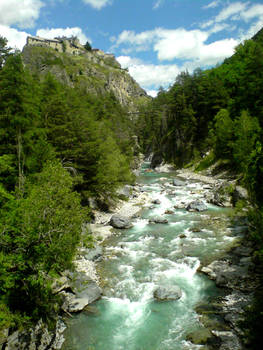 Chateau Queyras on the Guil