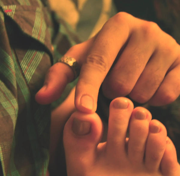 Deviantart Counting Toes Counting toes by Amedeah on DeviantArt