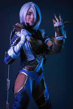 Ivy Valentine-- Smolder