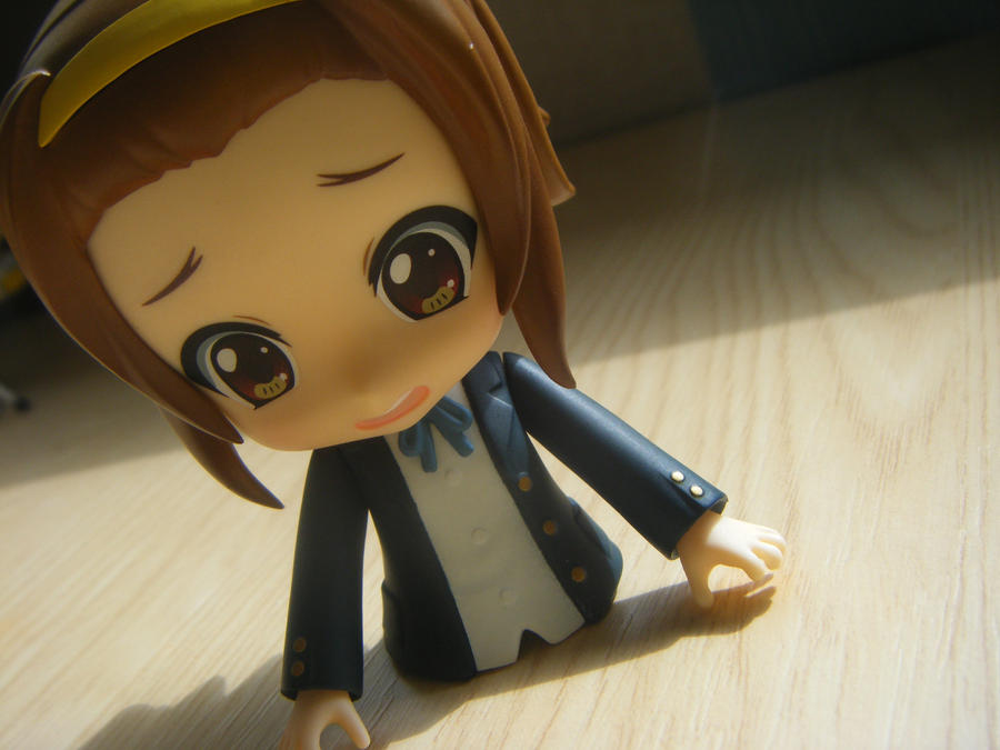 Ritsu Nendoroid- Oh noes, legs by riolulz on DeviantArt